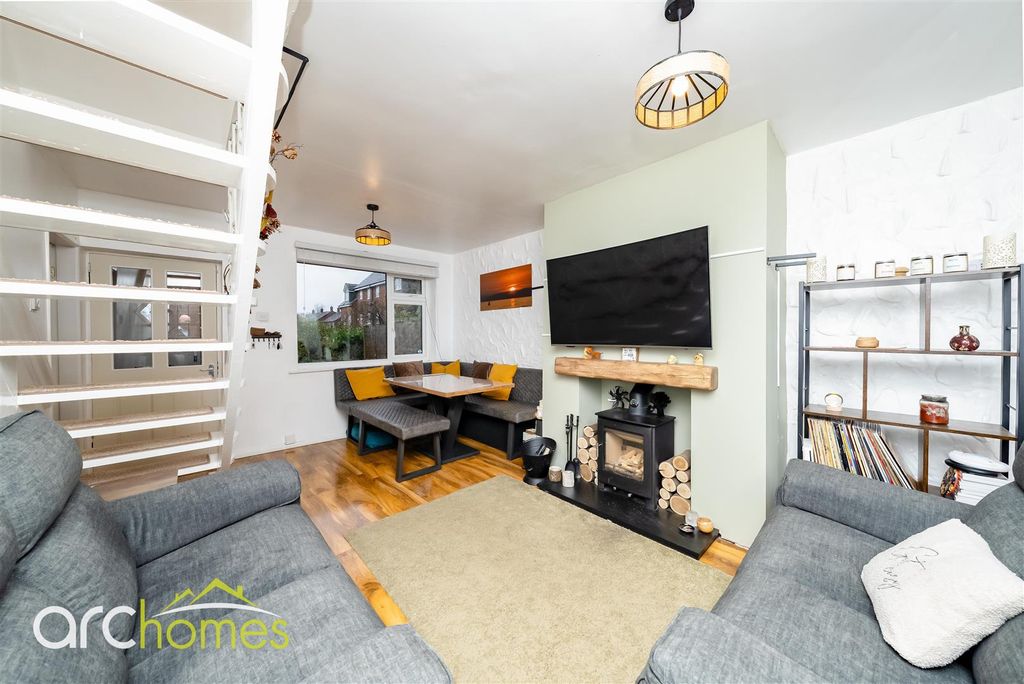 Property photo 2 of 33 Dsc06700-Edit.Jpg