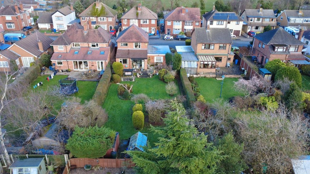 Property photo 2 of 26 Outside