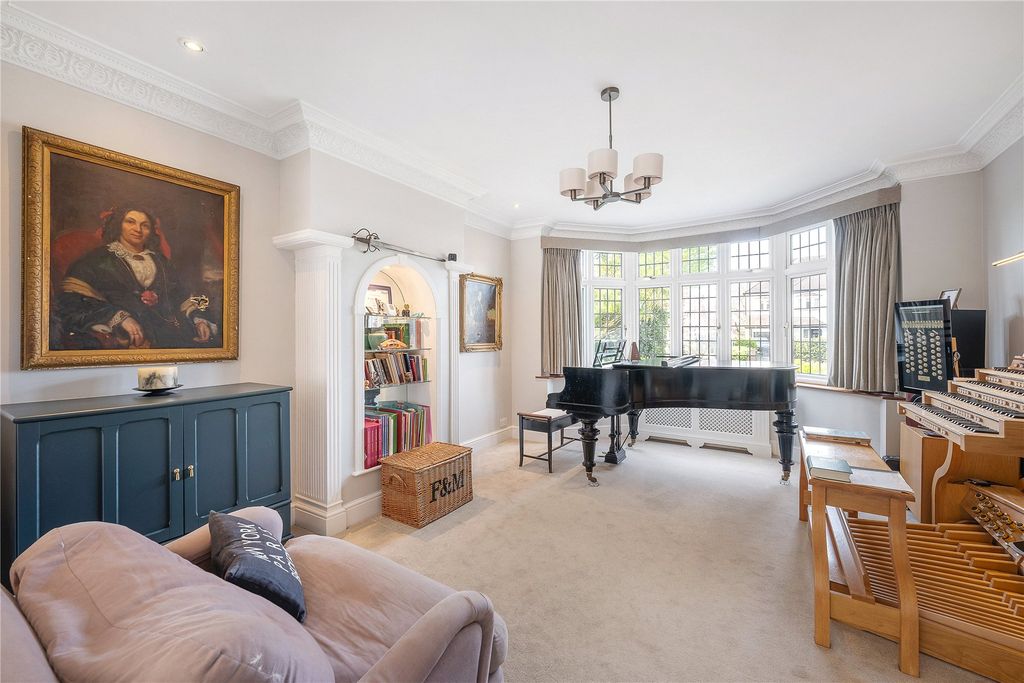 Property photo 3 of 17 Picture No. 22