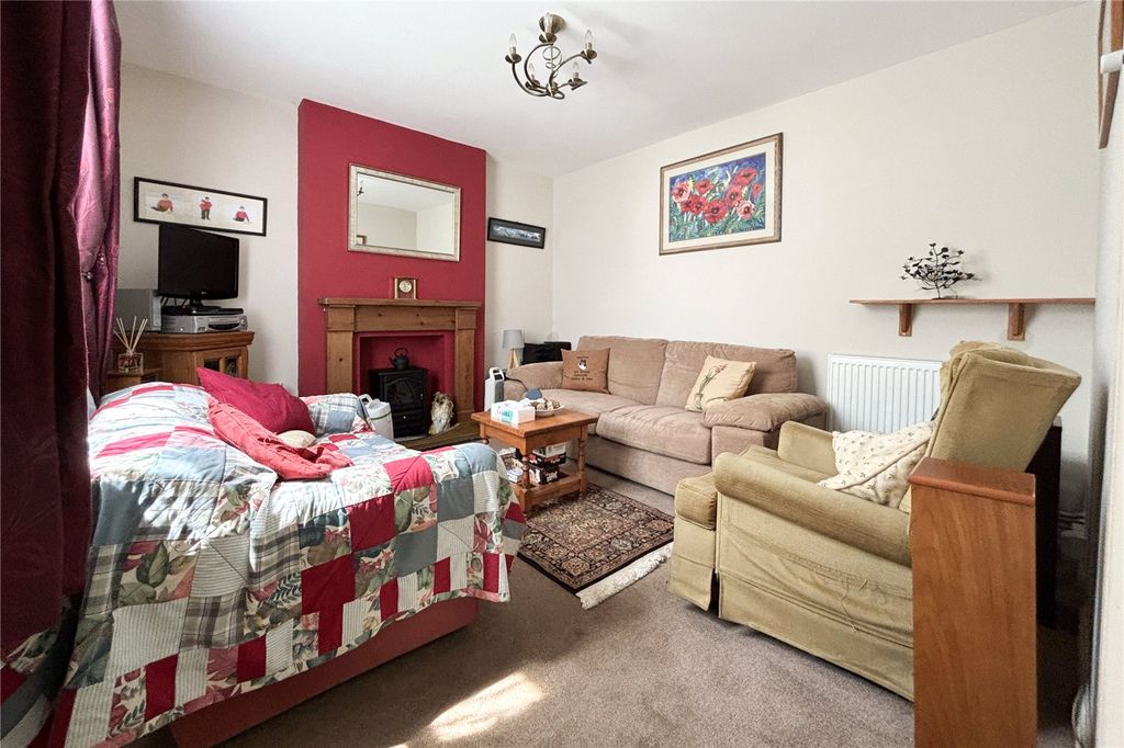 Property photo 3 of 23 Picture No. 01