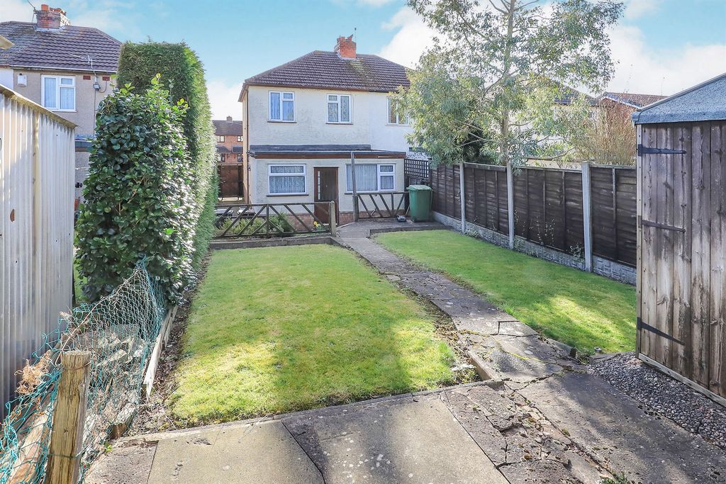 Property photo 2 of 17