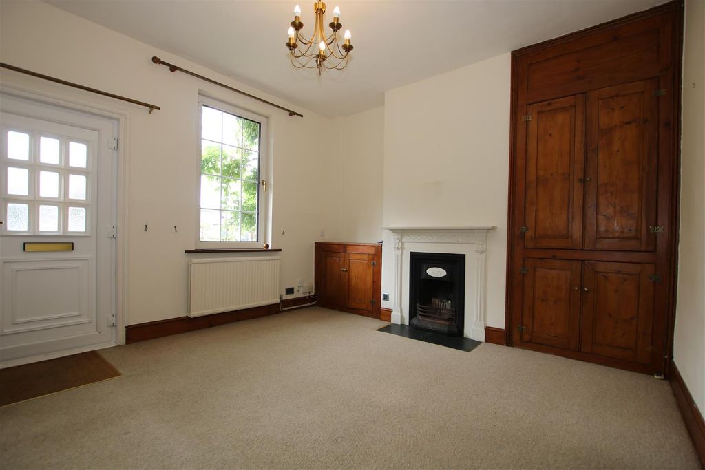 Property photo 2 of 10 Living 2.Jpg