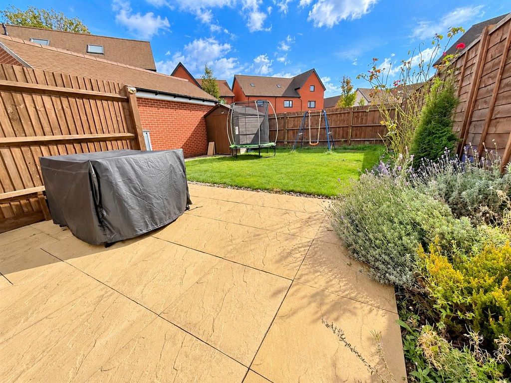Property photo 2 of 13 Garden 2.Jpg