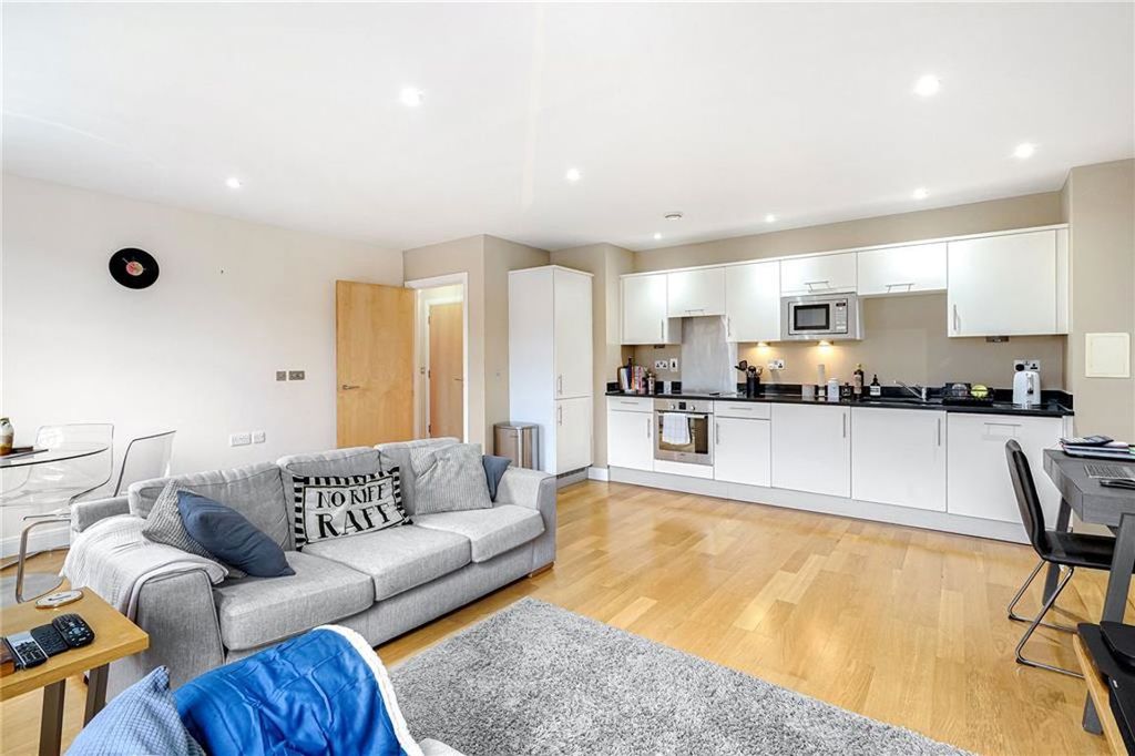 Property photo 3 of 5