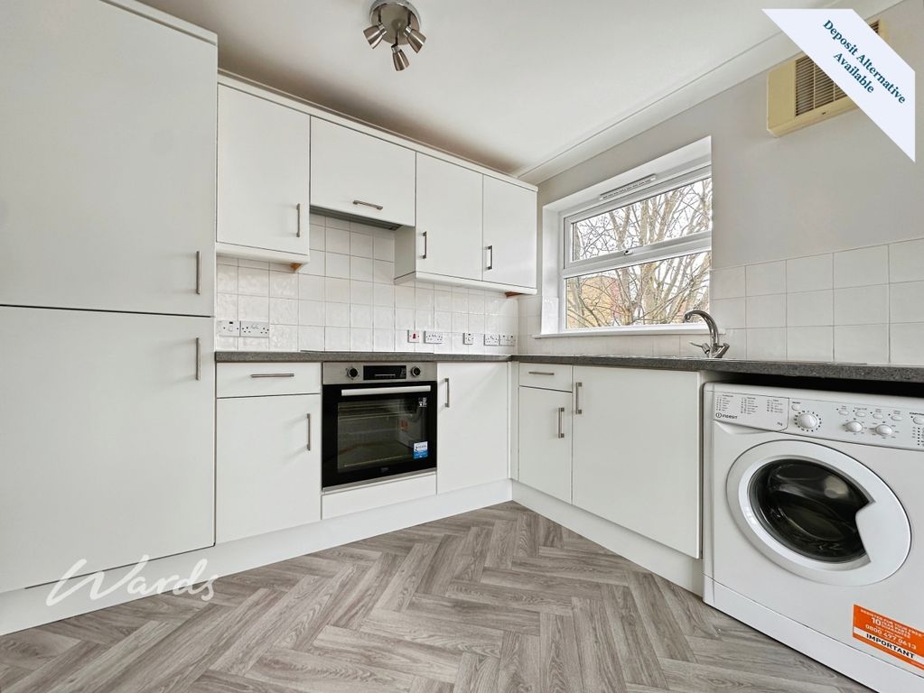 Property photo 2 of 14 Kitchen