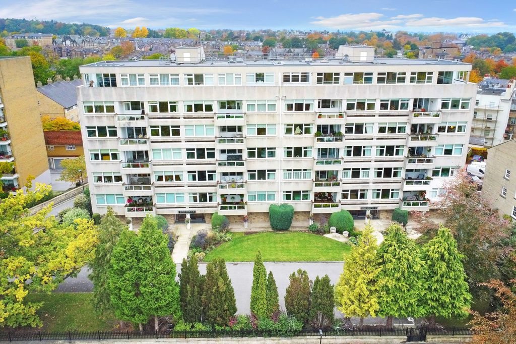 Property photo 3 of 22