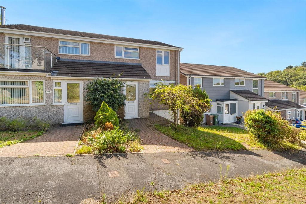 Property photo 1 of 15 86-Thirlemere_00014.Jpg