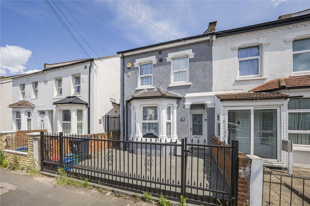 Property photo 1 of 17 Picture No. 18