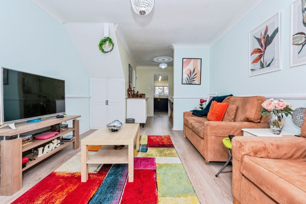 Property photo 2 of 13 Pbox-Img.Jpg