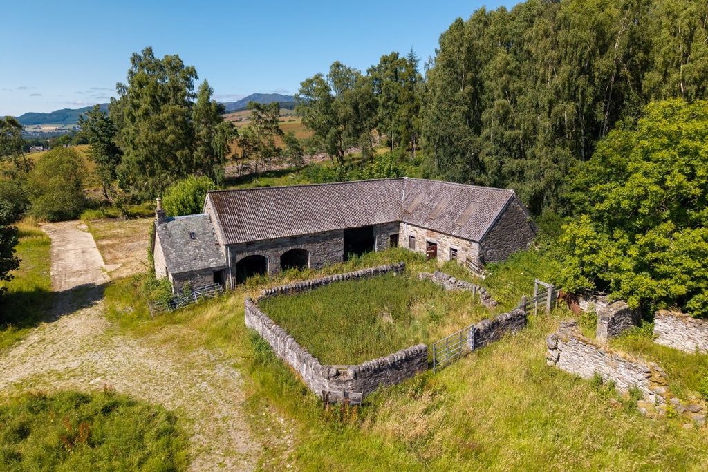 Property photo 2 of 20 Steading With Dpp