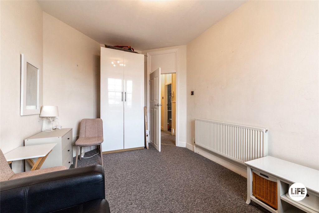 Property photo 3 of 11 Picture No. 07