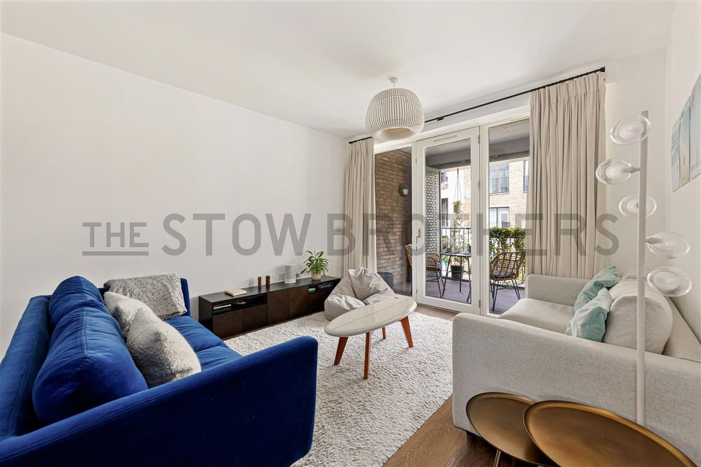 Property photo 1 of 23