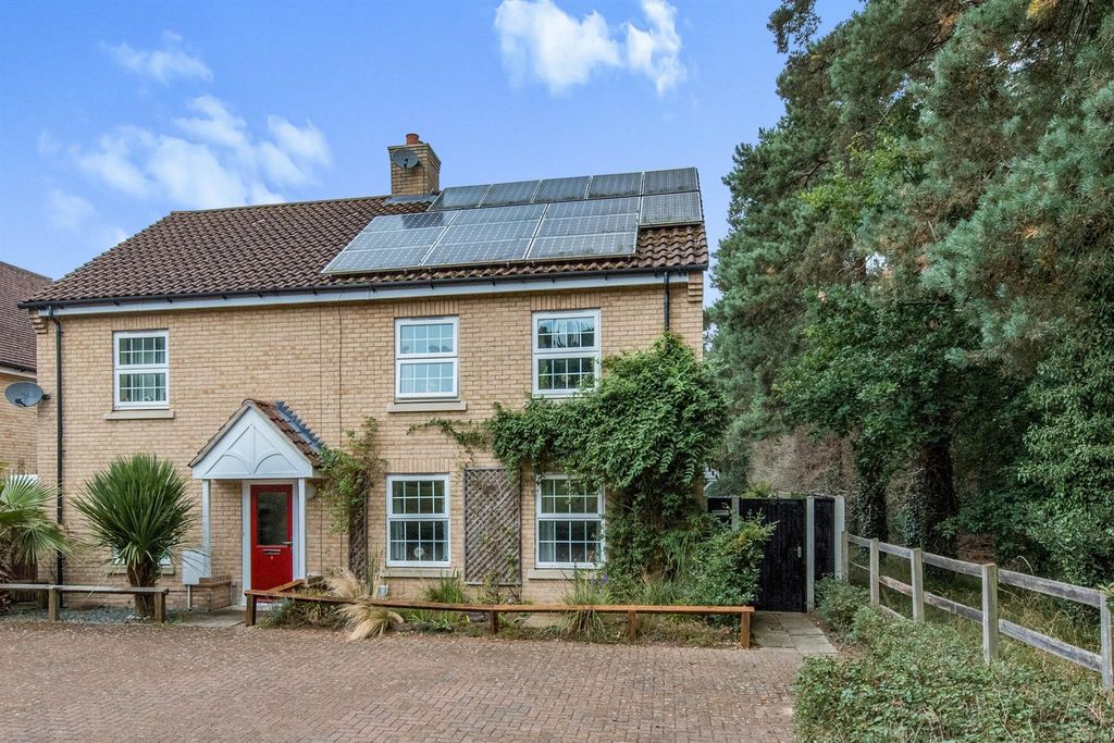 Property photo 1 of 10 View