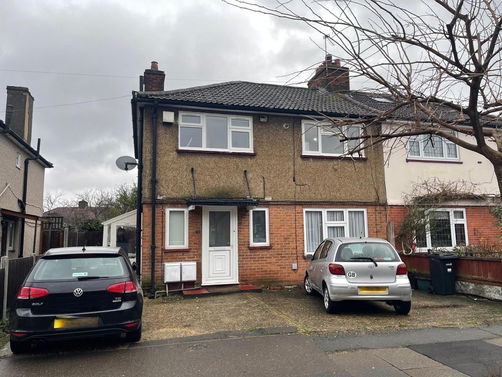 Property photo 1 of 5