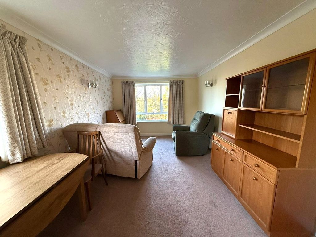 Property photo 3 of 13 Picture No. 15