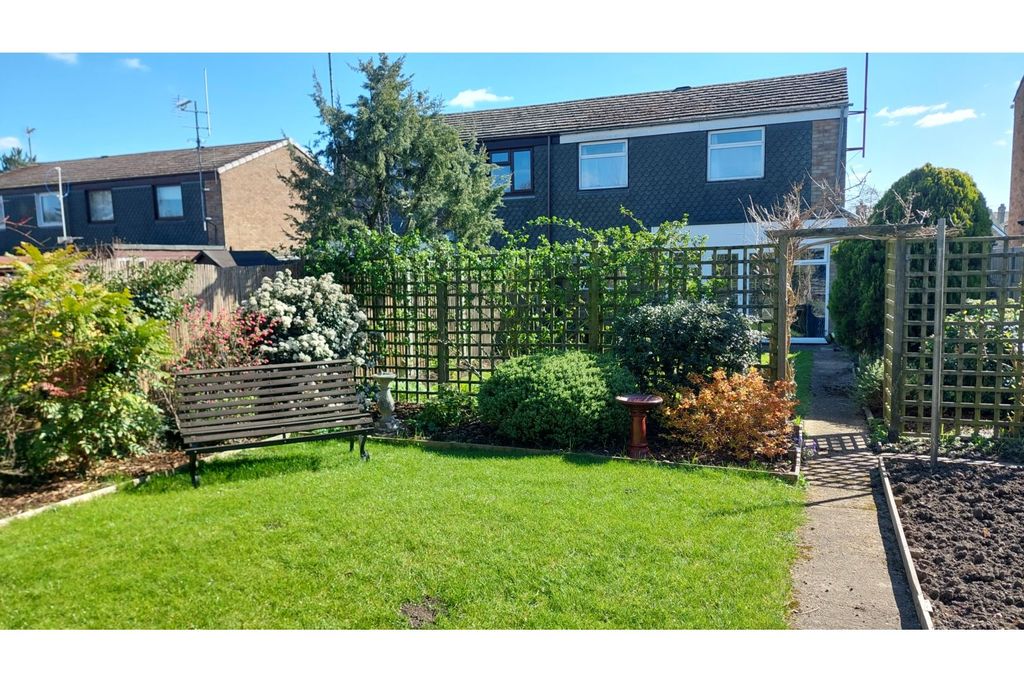 Property photo 3 of 13