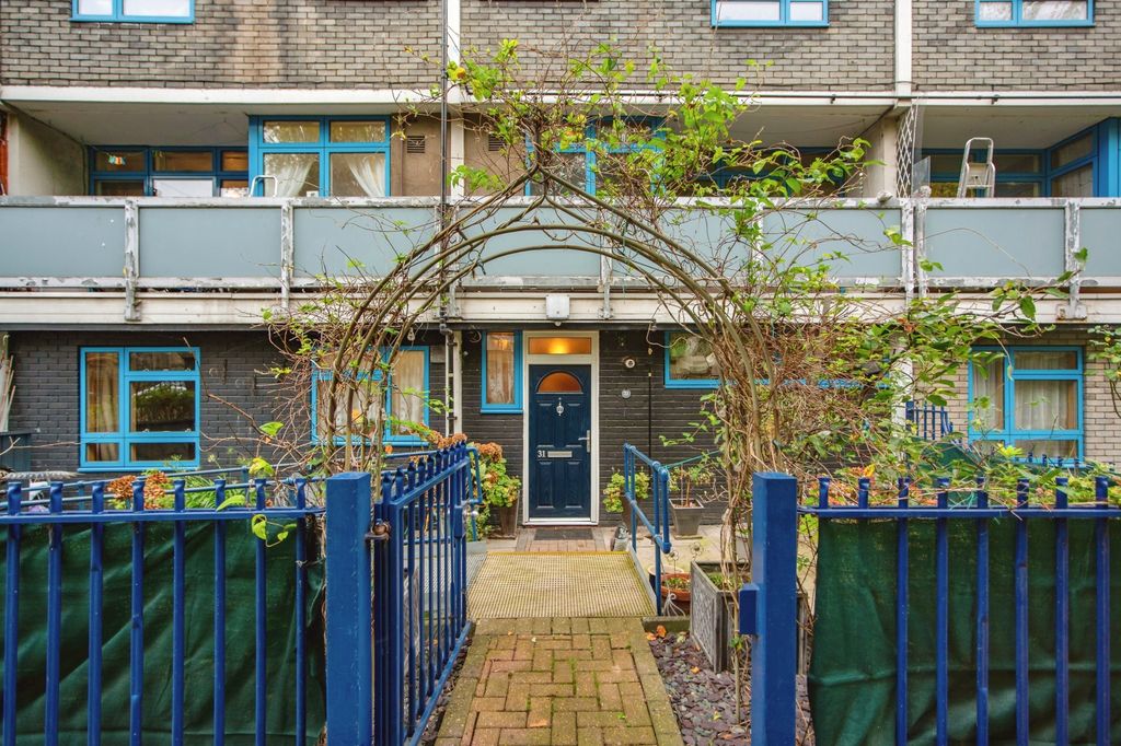 Property photo 1 of 17 Photography