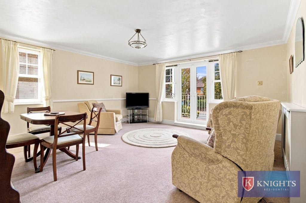 Property photo 3 of 15