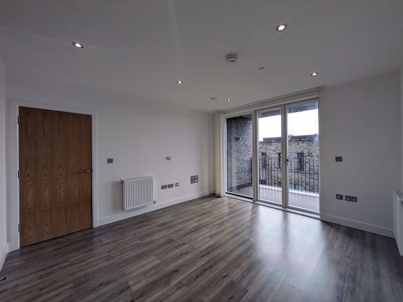 Property photo 2 of 5 Photo 5