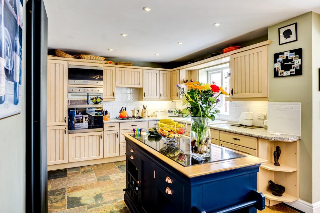 Property photo 3 of 54 8 Glover Court, Middleton-55.Jpg