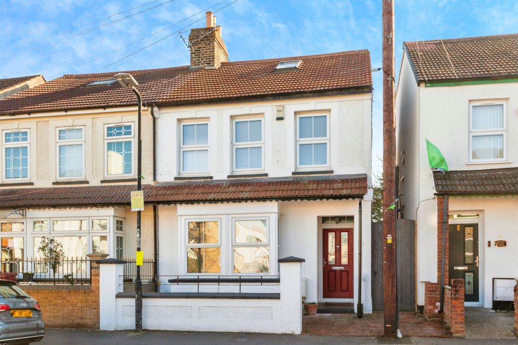 Property photo 1 of 17