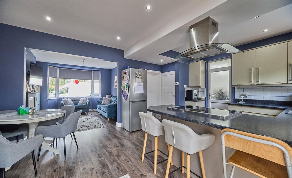 Property photo 2 of 16 Open Plan Kitchen/Diner