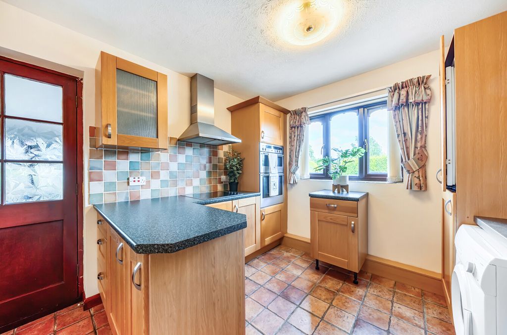 Property photo 3 of 23 1479082 (14)-1.Jp...