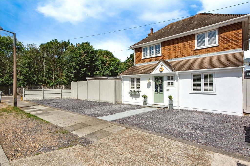 Property photo 1 of 16 Picture