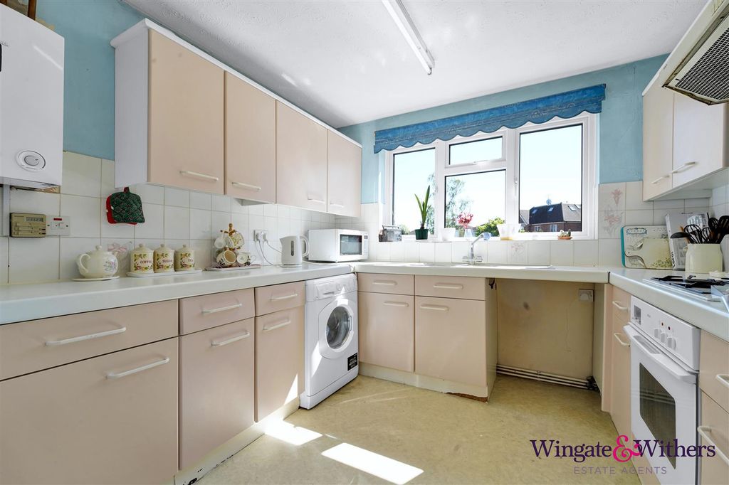 Property photo 2 of 18 4.Jpg