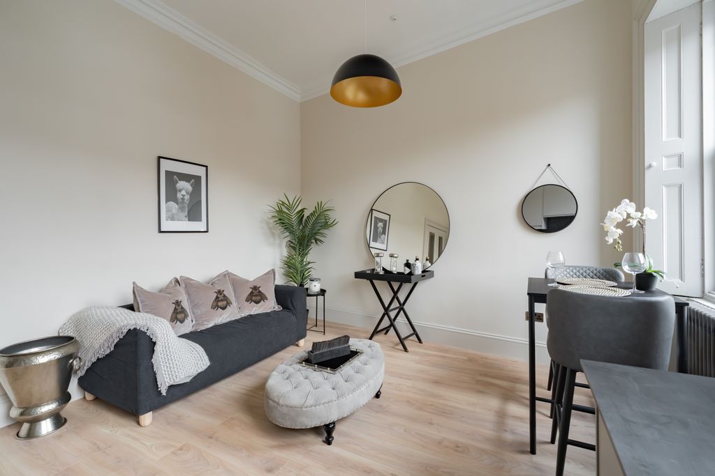 Property photo 2 of 18 Property Image 2