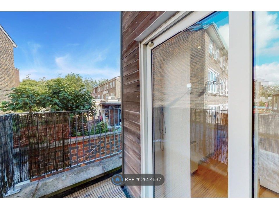 Property photo 1 of 5 Balcony