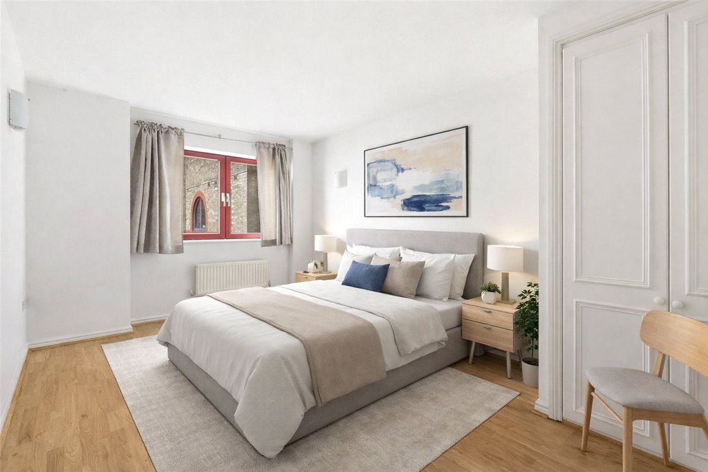 Property photo 3 of 8 Picture No. 18