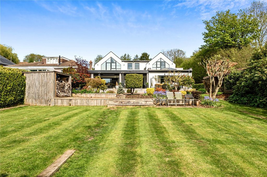 Property photo 2 of 41 Picture No. 07