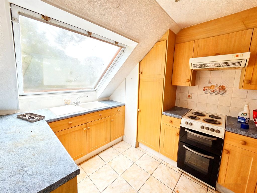 Property photo 3 of 6 Picture No. 13