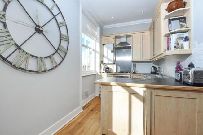 Property photo 3 of 9 55402_2167244_Img...