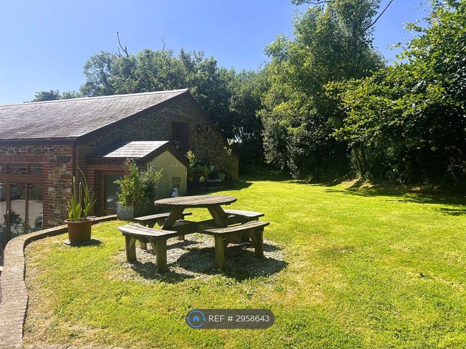 Property photo 2 of 12