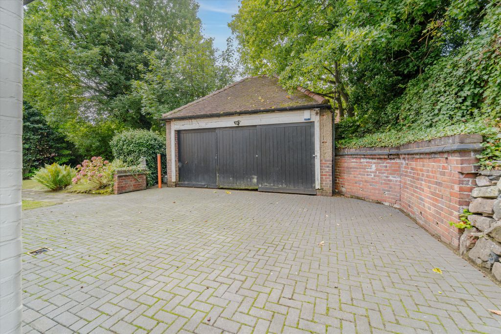 Additional image 16 of 7 bed detached house for saleMeadow Road, Harborne, Birmingham B17