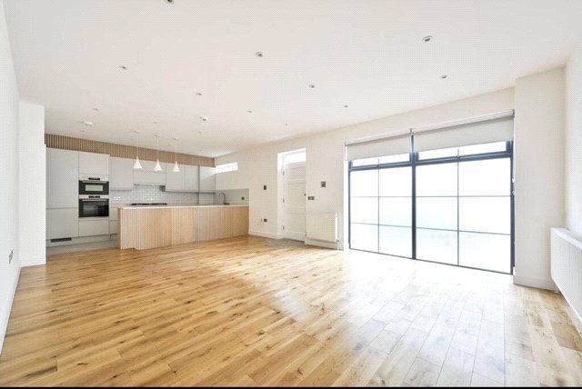 Property photo 2 of 14 Picture No. 02