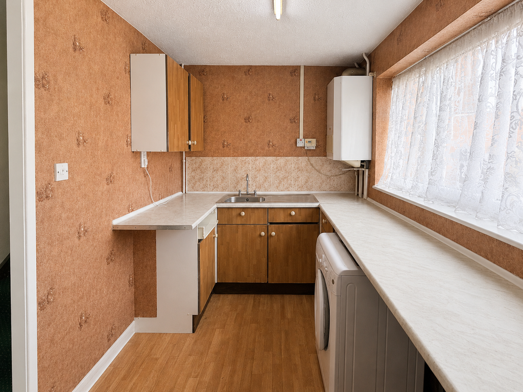 Property photo 3 of 9 Kitchen