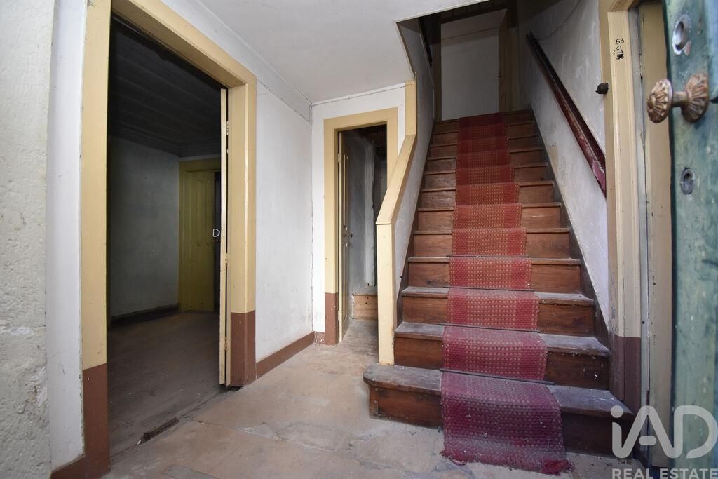 Property photo 2 of 29