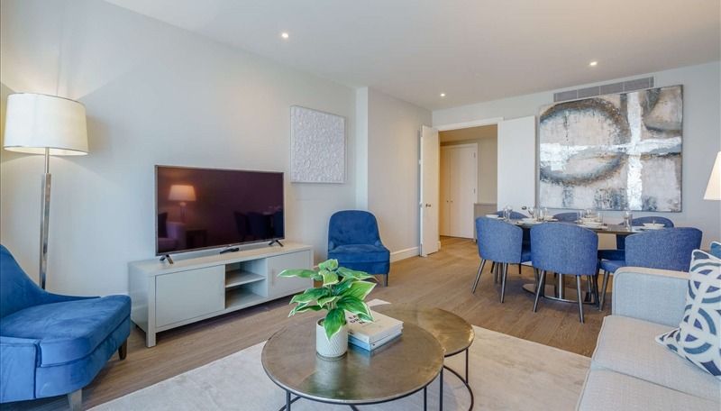 Property photo 2 of 11 Living / Dining Area