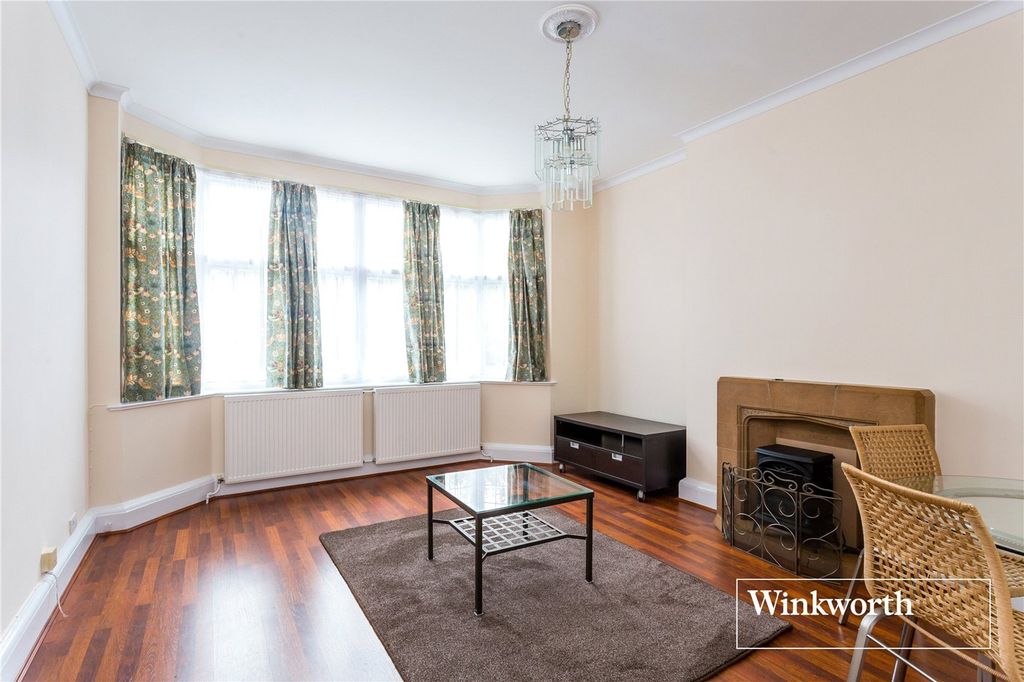 Property photo 1 of 11 Picture No. 02