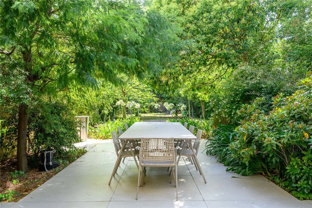 Property photo 2 of 18 Picture No. 08