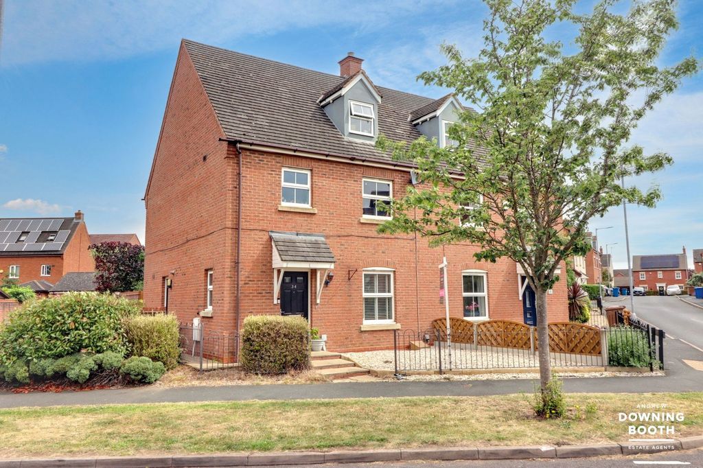 Property photo 1 of 27