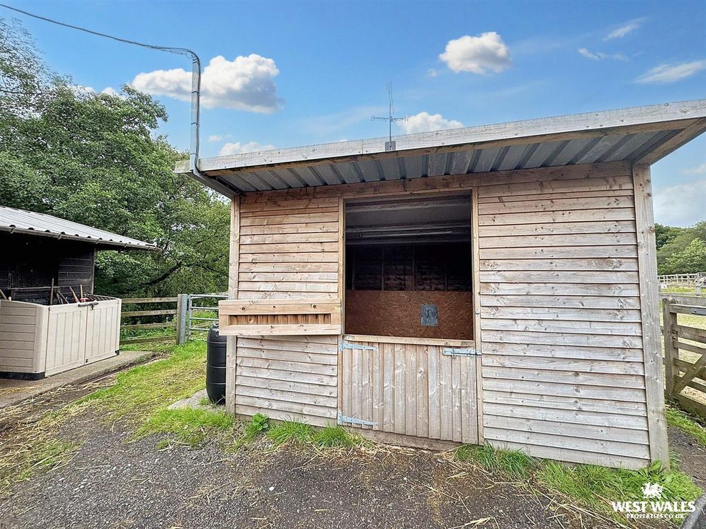 Property photo 3 of 31 Stables