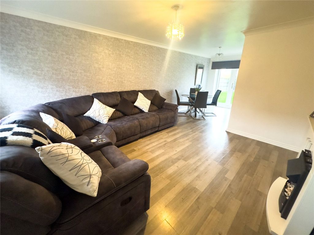 Property photo 3 of 16 Picture No. 08