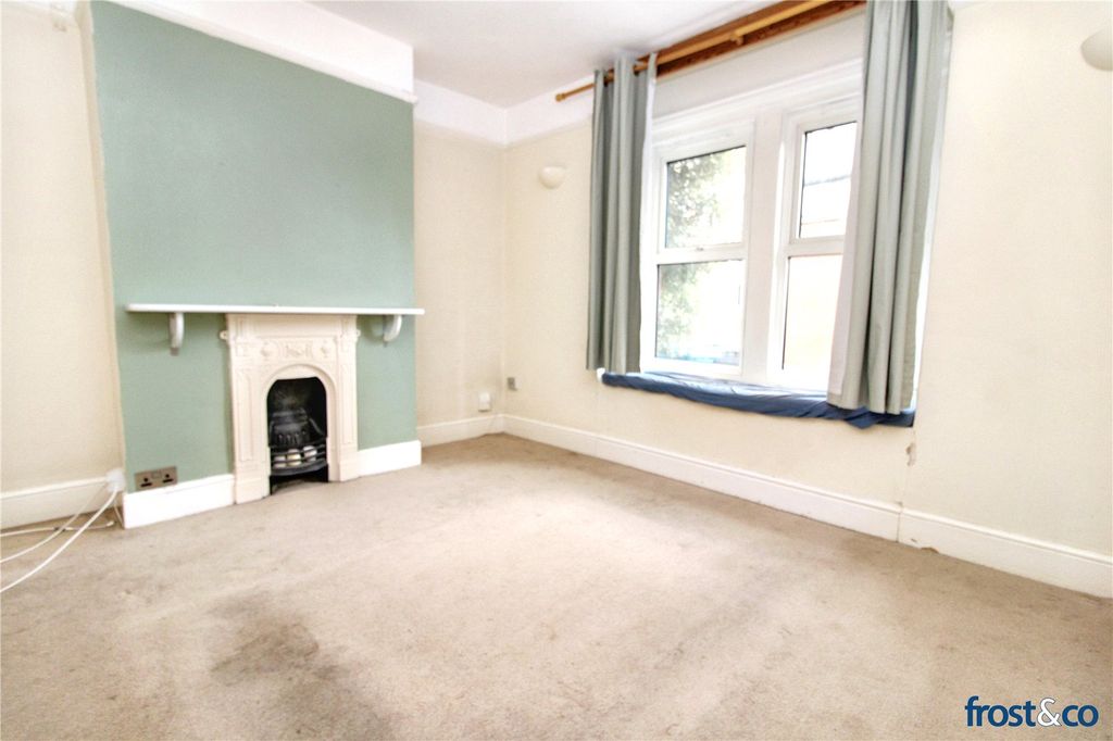 Property photo 3 of 11 Picture No. 34
