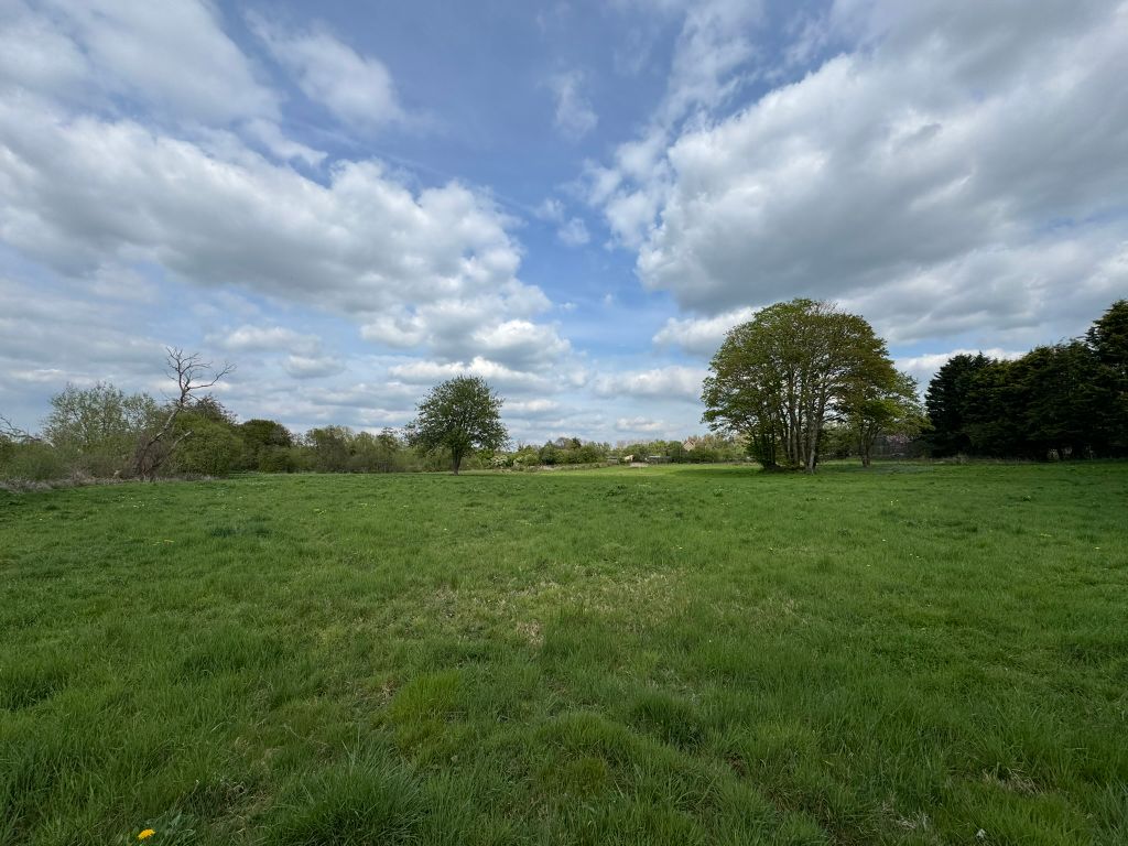 Property photo 3 of 8 Img_0355.Jpeg