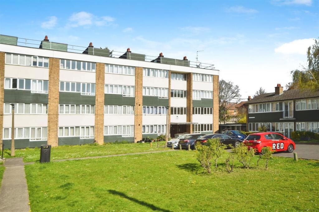 Property photo 1 of 11