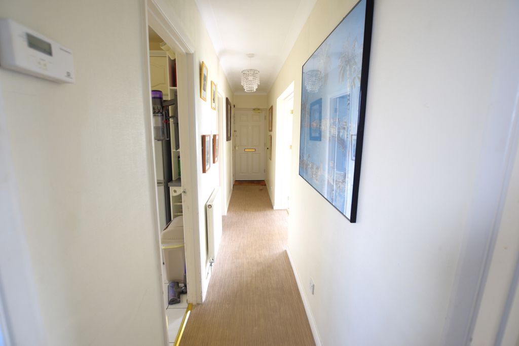 Property photo 2 of 15 Hallway